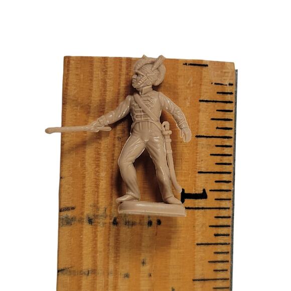 Vintage Military Miniature Toy Soldiers and Cannons Set 56+ Pieces - Picture 9 of 16